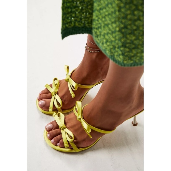 New Jeffrey Campbell Bow Bow Sandal Heels Pretty In Shoes Slip On Lime Green 7 - Picture 3 of 15